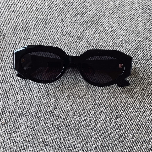 - NEW Bottega Veneta Facet Acetate Cat Eye Sunglasses AX4 - Picture 4 of 7